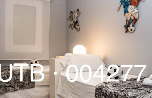 La Maternitat i Sant Ramon Appartement | 48. Futbol G22 Apartment