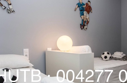 La Maternitat i Sant Ramon Appartement | 48. Futbol G22 Apartment