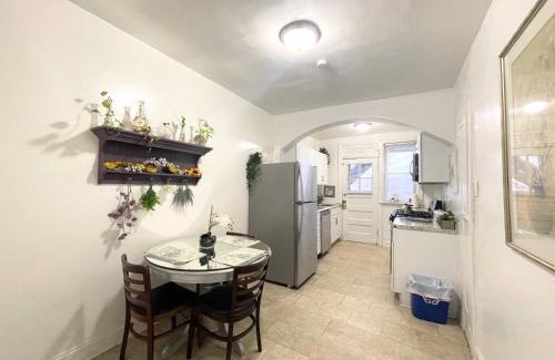 St. Louis Appartement | (49.1E) Garden style studio @ Forest Park & City!