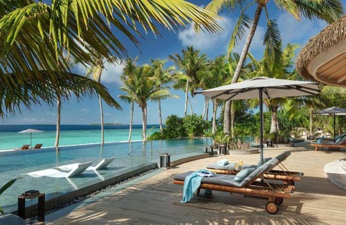 Raa Atoll Station Balnéaire | 491 m² Résidence de vacances ∙ 4 chambres ∙ 11 personnes