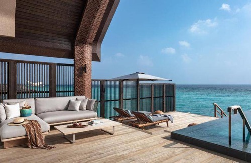 Raa Atoll Station Balnéaire | 491 m² Résidence de vacances ∙ 4 chambres ∙ 11 personnes