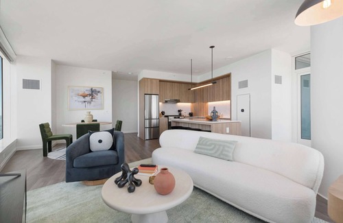 The Loop Appartement | 49th Fl Luxury Retreat + Stunning Lake Views