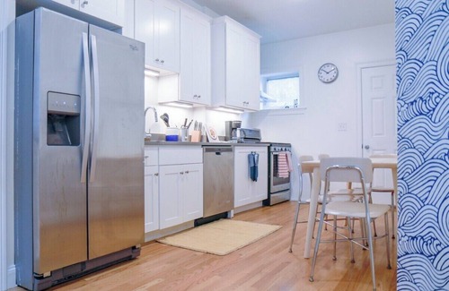 Highland Park Appartement | 4BD 1.5BTH Comfy Newly Renovated Apt
