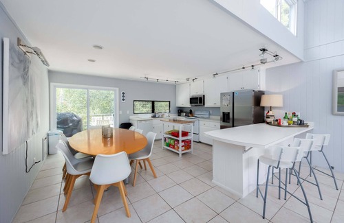 Fire Island Pines Maison | 4Bd 2Ba w/ AC & Heated Pool Fire Island Pines Oasis