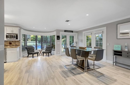 High Point Maison | 4BR 6BD Pool HotTub Atlantic Ave