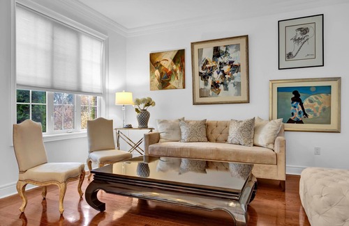 West Oak Trails Maison | 4BR Beautiful Spacious Home w Office!
