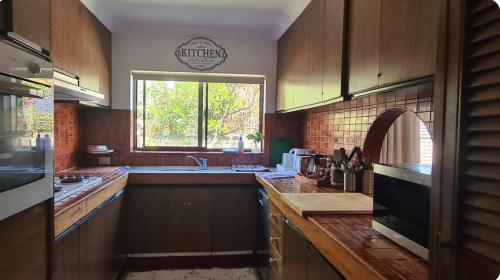 Robertson Maison | 4BR big family house with huge pool