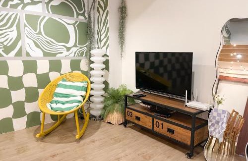 Chom Phon Maison | 4BR entire house next to Skytrain BTS and Subway MRT Chatuchak