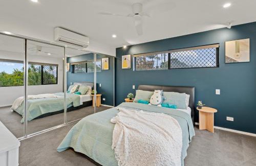 Macgregor Appartement | 4BR Haven in MacGregor - Family Fun Awaits