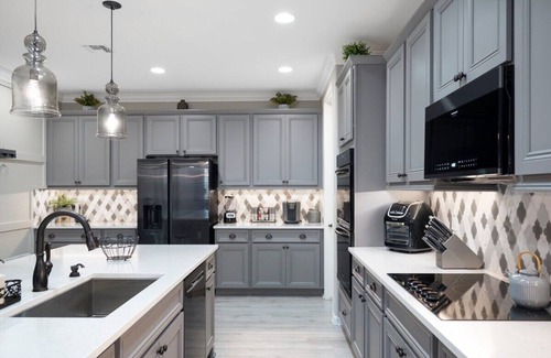 Glendale Maison | 4BR Home Near State Farm Stadium with Pool & Patio