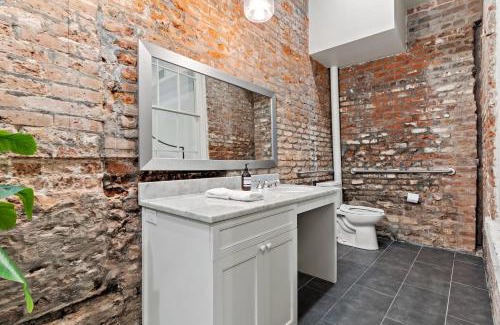 Central Business District Hôtel | 4br Hotel Suite Near Bourbon St