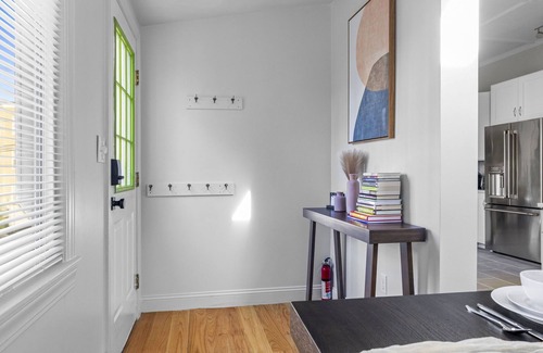 East Somerville Maison | 4BR Lux House near Harvard/MIT + Free Parking + BBQ + Fire Pit