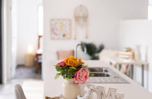 Browns Plains Maison | 4BR Newly furnished Cozy house @Brownsplain