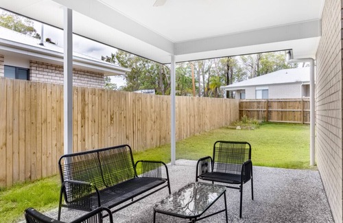 Browns Plains Maison | 4BR Newly furnished Cozy house @Brownsplain