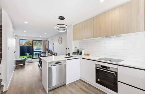 Auckland Appartement | 4BR Townhouse Perfect for Families I Zodiak Stays