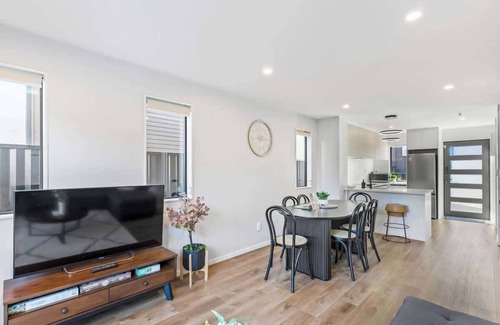 Auckland Appartement | 4BR Townhouse Perfect for Families I Zodiak Stays