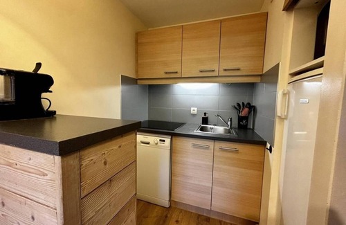 Plagne 1800 Appartement | 4ème étage, vue montagne, piscine, balcon, télévision, casier à ski, 54m², La Plagne