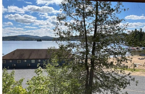 Eagle Bay Cabine | 4th Lake Front Cliff Camp @ Eagle Bay Village