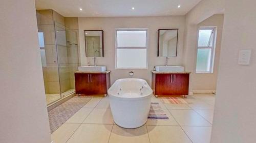Greater Johannesburg Metropolitan Area Maison | 4Tress Guesthouse