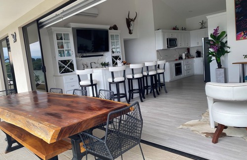 Bolivar Appartement | 5* 2 D Mountnview+Airport+nPool+3 bed +Bb Crib+