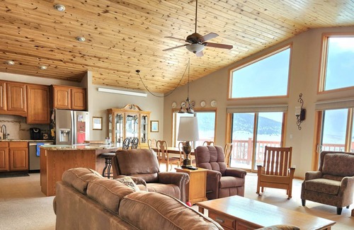 Sundance Maison | 5 Acre Custom Home for Rally