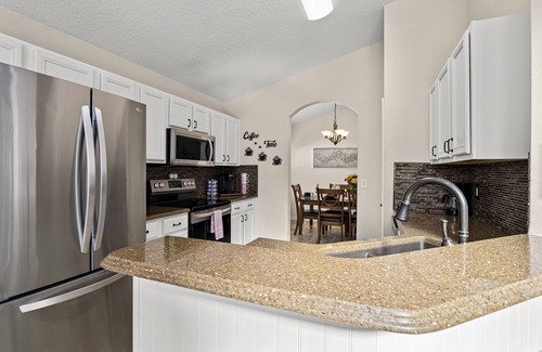 Solana Villa | ⭐⭐5 Bed, 4 Bath Property | SOUTH Facing Pool | Gated Resort | Mins to Disney ⭐⭐