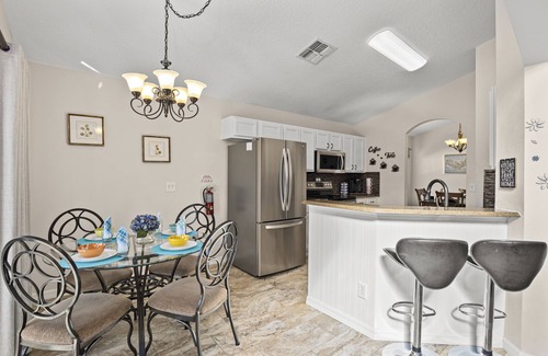 Solana Villa | ⭐⭐5 Bed, 4 Bath Property | SOUTH Facing Pool | Gated Resort | Mins to Disney ⭐⭐