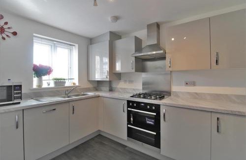 North End Maison | 5 bed and 3 bath house in London