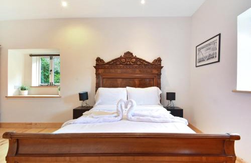 Isle of Thanet Maison | 5 Bed Barn Conversion - with private hot tub