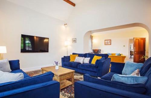 Halmonds Frome Maison | 5 Bed in Bishops Frome 75602