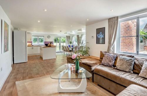Wroxham Maison | 5 Bed in Wroxham 56103