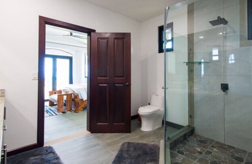 Tarcoles Maison | 5 Bedroom 5 bathroom Luxury Home, with optional apartment above the garage