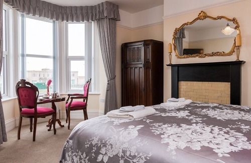Weston-super-Mare Cottage | 5 chambres hébergement à Weston-super-Mare