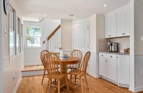 Beach Haven Maison | 5 bedroom accommodation in High Bar Harbor