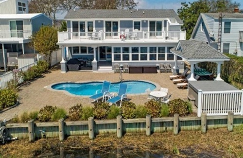 Beach Haven Maison | 5 bedroom accommodation in High Bar Harbor