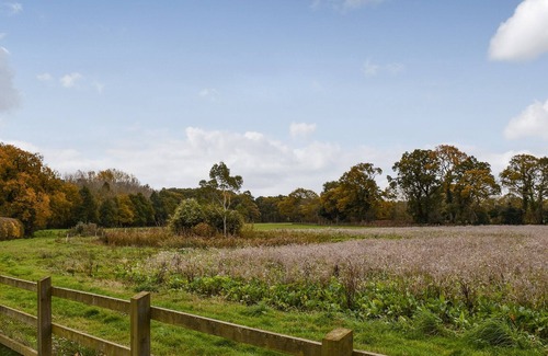 Aldborough Cabine | 5 bedroom accommodation in Hanworth