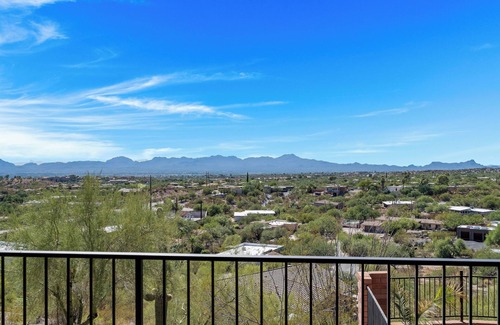 Coronado Foothills Estates Maison | 5 Bedroom HILLTOP Modern Breathtaking 360 degree VIEWS Heated Pool Spa Sleeps 16