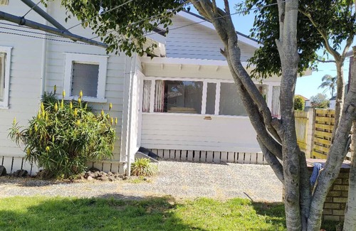 Epsom Maison | 5 Bedroom House 7 Rangiatea Road