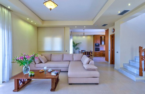 Kalathas Villa | 5 Bedroom Luxury Villa With Pool, Childrens Pool, Sea View And Near The Beach