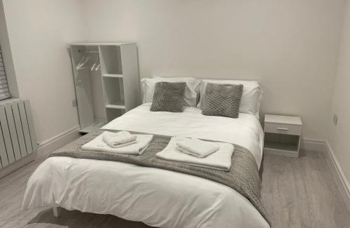 Fairlop Appartement | 5 Bedroom Modern and Spacious House in London