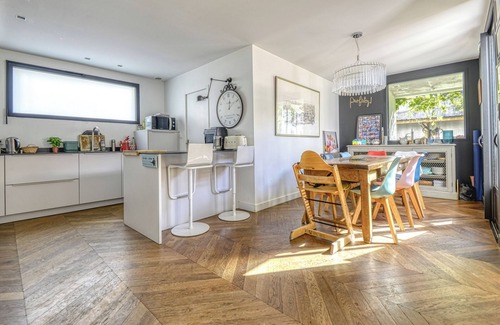 Schuman Maison | Vrbo Property