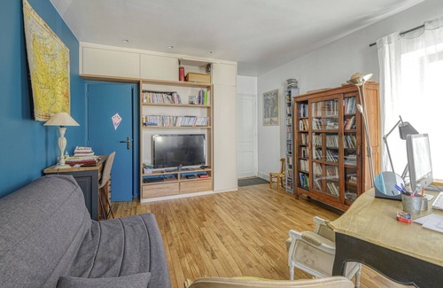 Schuman Maison | Vrbo Property