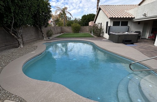 Arrowhead Ranch Maison | 5 Bedroom, Single level, Heated pool/spa, Great location for Spring Training