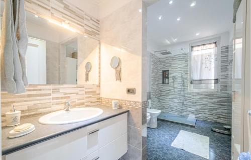 Chiavari Maison | 5 Bedroom Stunning Home In Chiavari