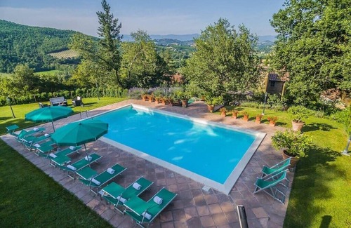 Ripoli Villa | 5 bedroom Tuscany villa rental
