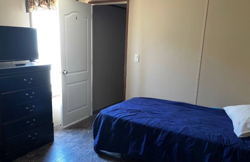 Monahans Maison | 5 Bedroom Work Trailer
