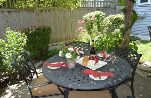 Wrigleyville Appartement | 5 Bedroom Wrigleyville experience right by stadium