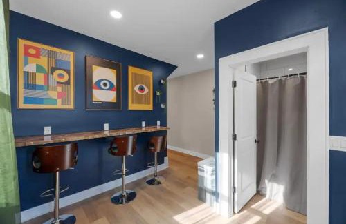 Glen Echo Appartement | 5 Bedrooms Sleeps 14 - Hot Tub - 1 min to Fairgrounds