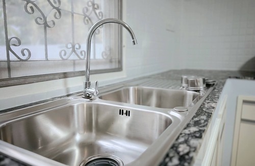Suan Luang Maison | 5 beds 452sqm. Private garden Pet friendly angle with CCTV