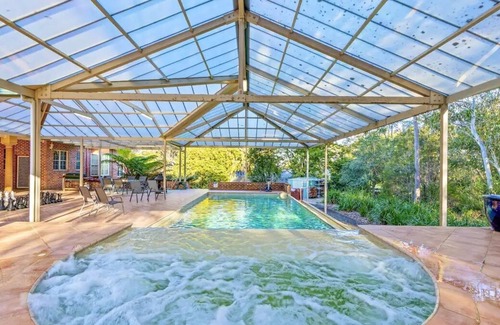 Dural Maison | 5 Beds Villa with Pool&Pond | Dural Masterpiece